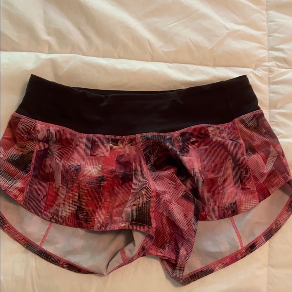 Lululemon Speed up Shorts 2.5 size 2